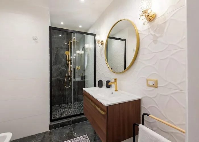 Apartament Colosseum 10steps Away, Marco Aurelio Luxury House *