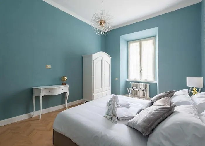 Colosseum 10steps Away, Marco Aurelio Luxury House Apartament Rzym