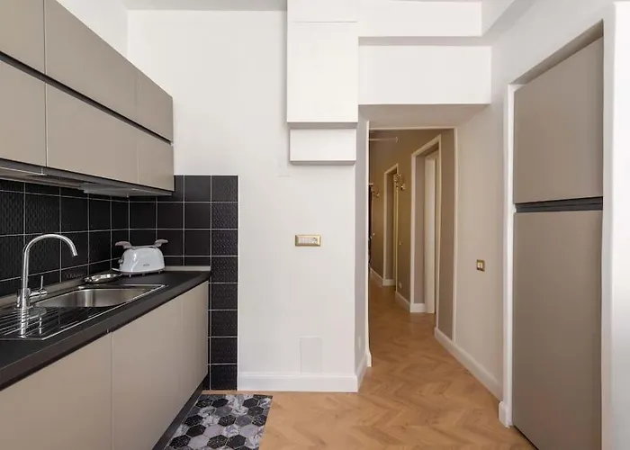 Colosseum 10steps Away, Marco Aurelio Luxury House